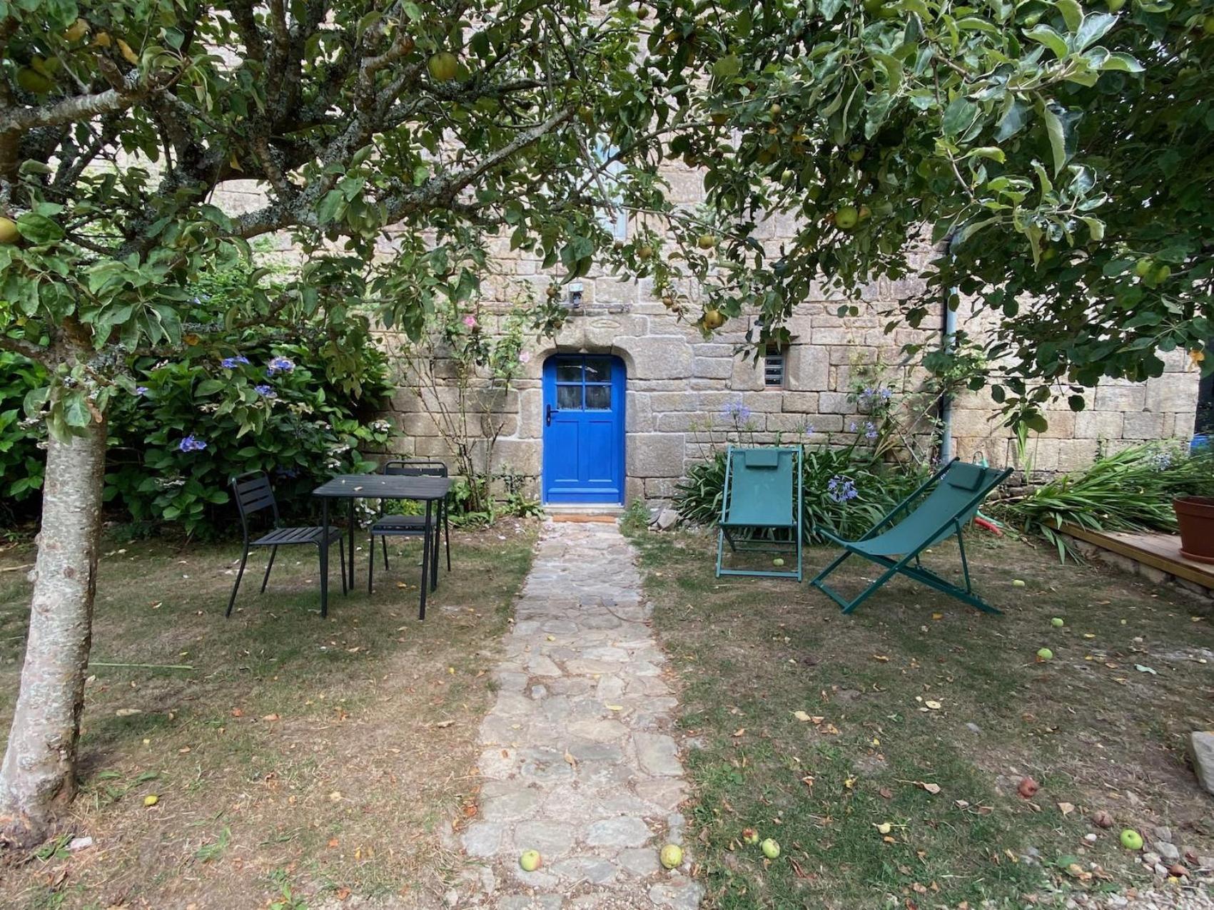 Domaine De Kerstrat Villa Douarnenez Exterior photo